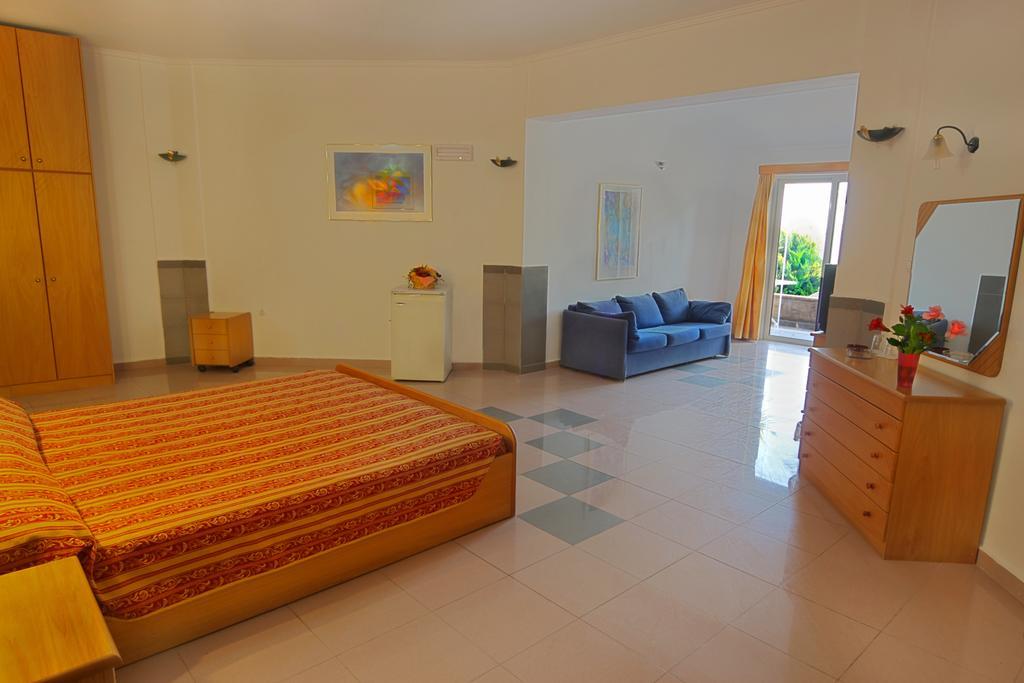 Ilyssion Hotel Lardos Cameră foto